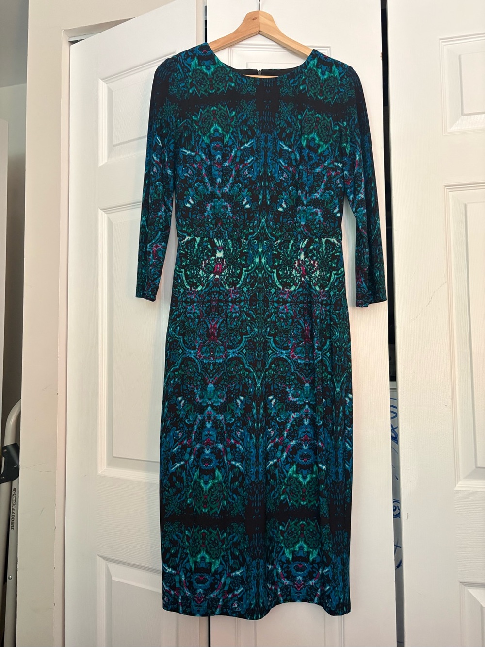 Maggy London Teal and Black Long Sleeve Patterned Dress